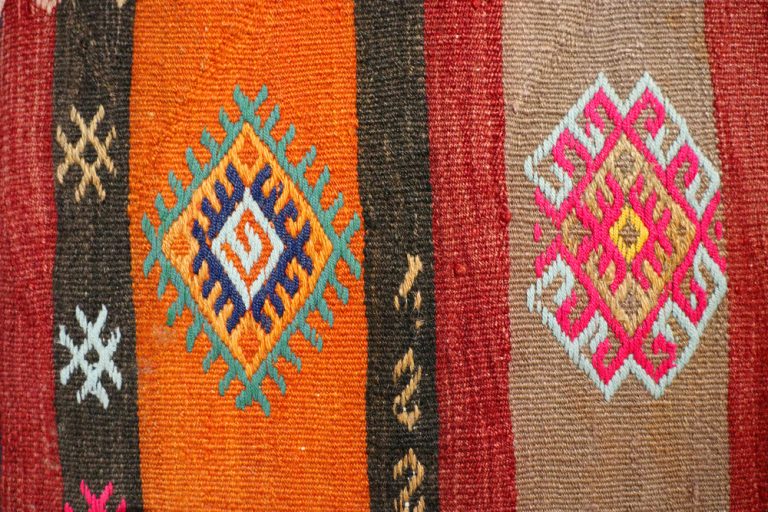 What is a Kilim Rug? Woods Rug Laundry Rug Wash Melbourne